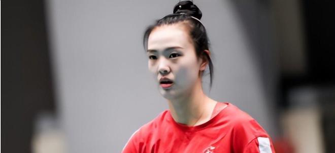 半岛·综合体育下载盘点中国体坛四大美女：刘湘张常宁身材婀娜多姿何雯娜最妩媚！(图4)