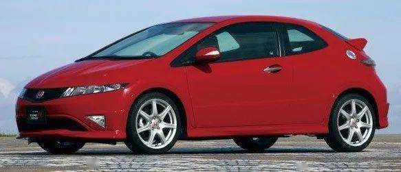 在日本买一辆Honda Civic Type R不仅贵而且比中彩票还困难……(图14)